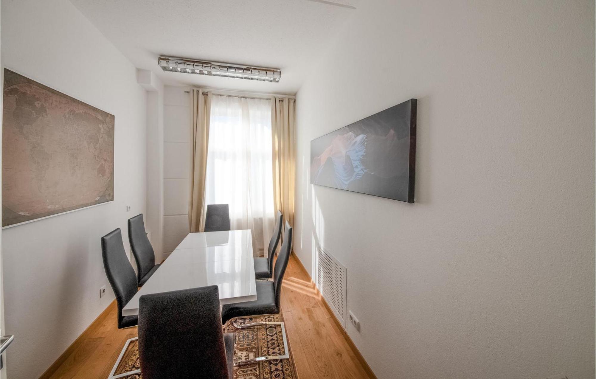 Holiday-Business Residence Тауфкирхен Экстерьер фото